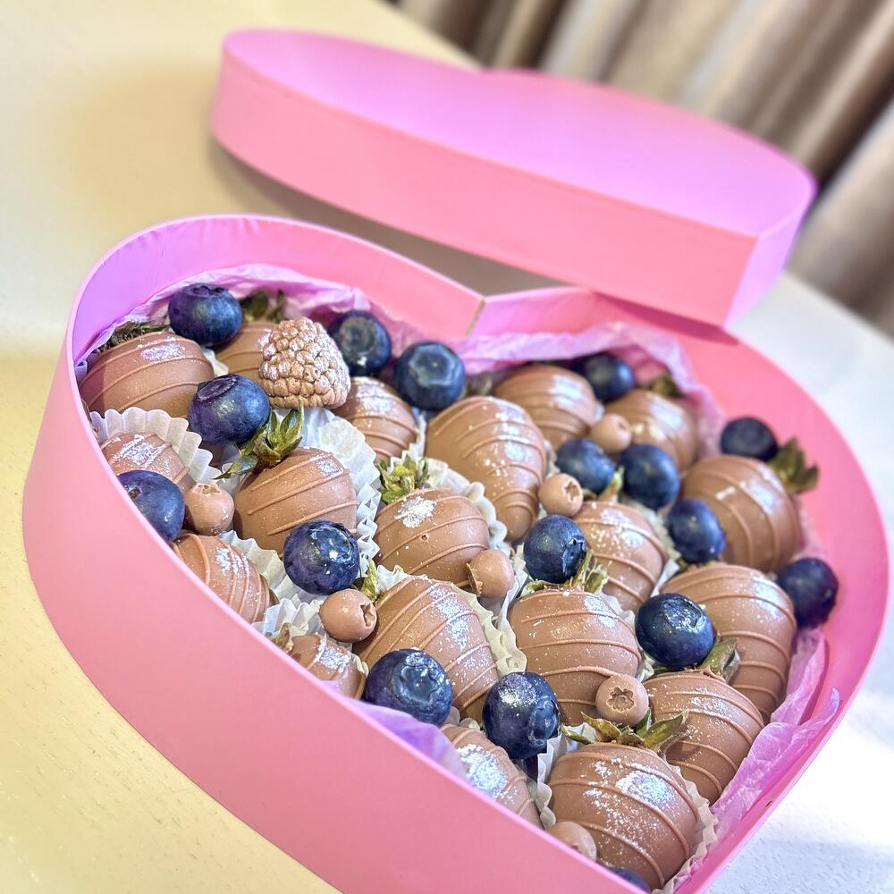 Клубника в шоколаде лучше букета съедобного 😍💖 — фото 4