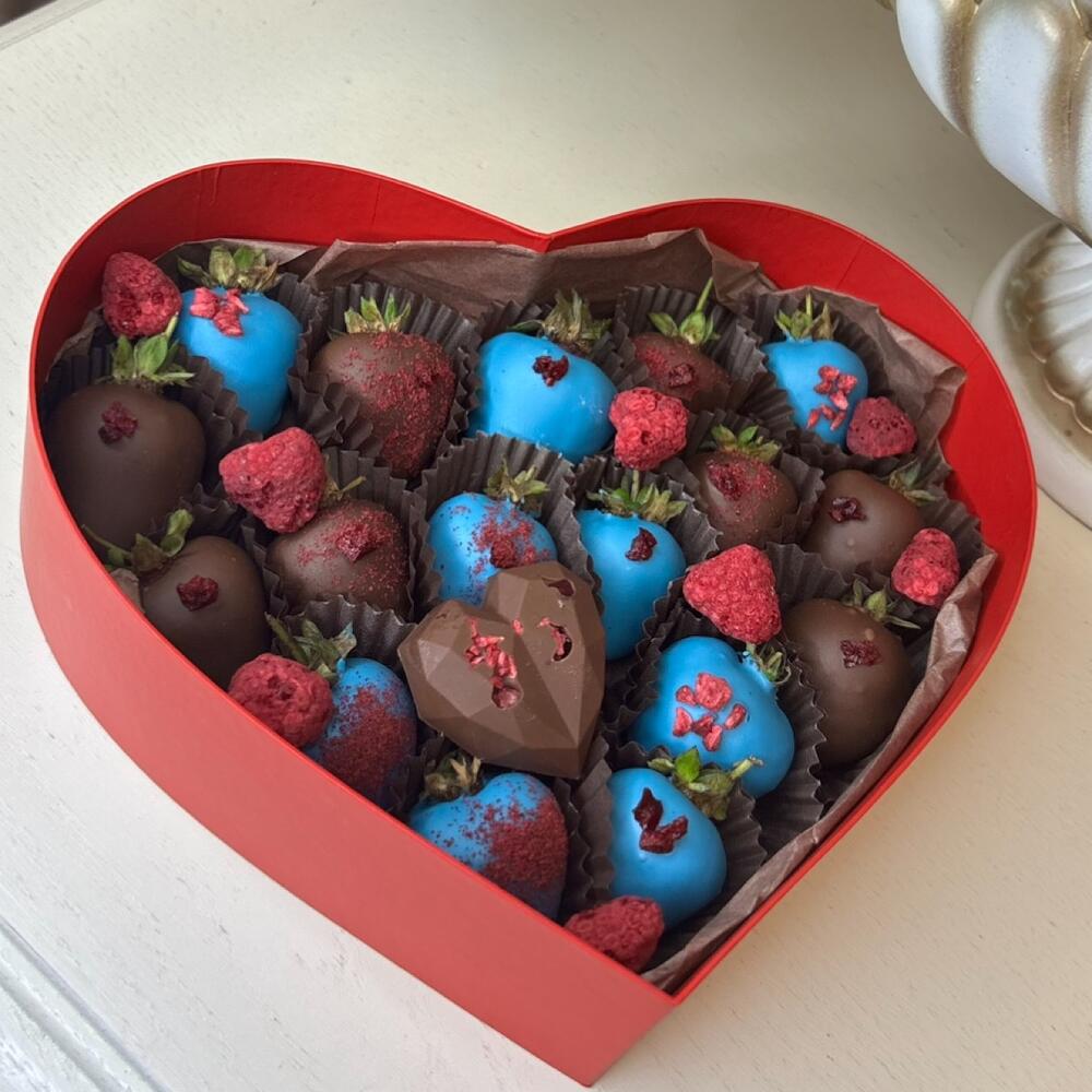 Клубника в шоколаде маме в форме красного сердца ♥️Георгиевск Пятигорск Ессентуки Винсады маме,сестре,подруге — фото 5