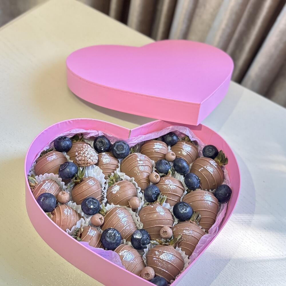 Клубника в шоколаде лучше букета съедобного 😍💖 — фото 2