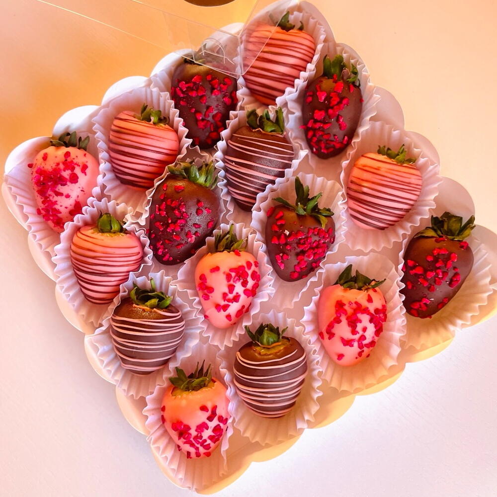Клубника в шоколаде 16-20 ягод Milk Raspberry — фото 3