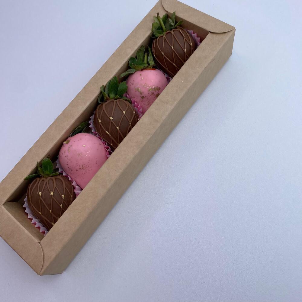 Клубника в шоколаде 5шт "Принцесса" — фото 4