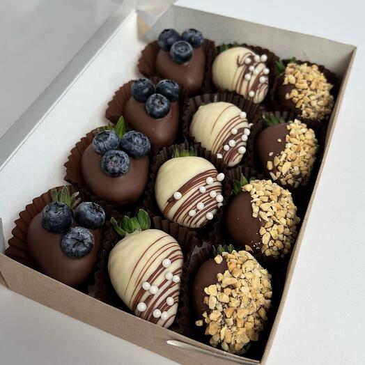 152 Клубника в бельгийском шоколаде — фото 1