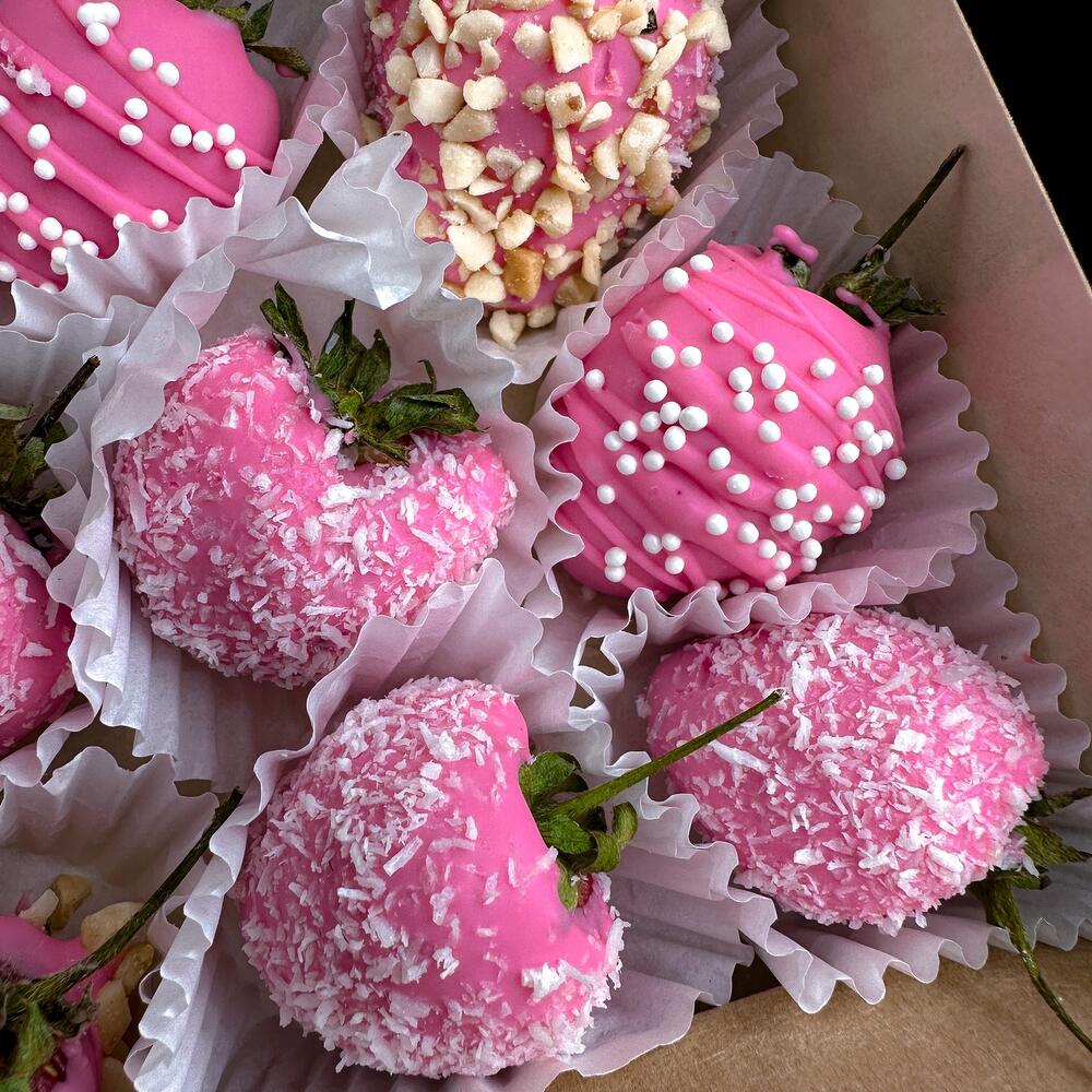 Клубника в шоколаде «Pinky» — фото 2