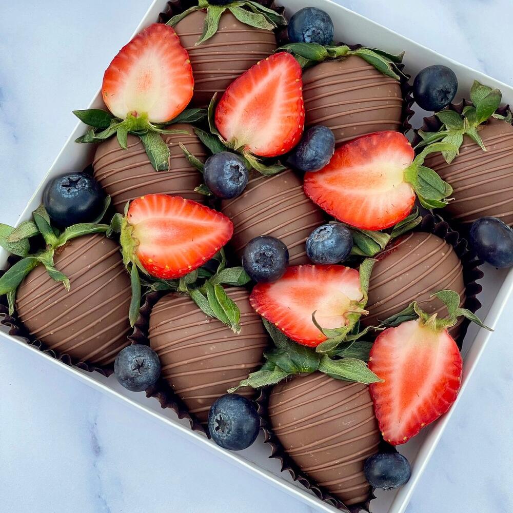 Клубника в шоколаде Berry Day (9-12шт) - Ягодный день — фото 4
