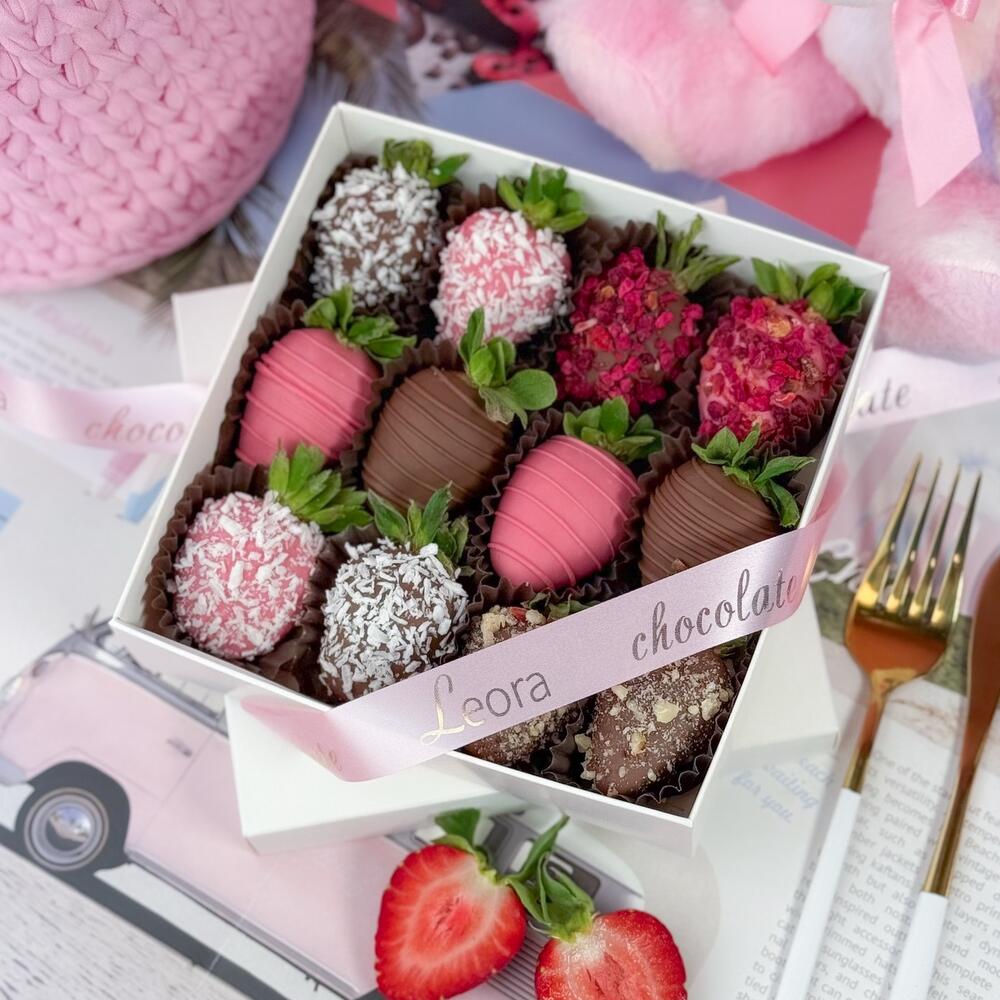Клубника в Шоколаде 9-16 шт. Бельгийский шоколад Callebaut. Подарочный набор 1048. Leora chocolate — фото 3