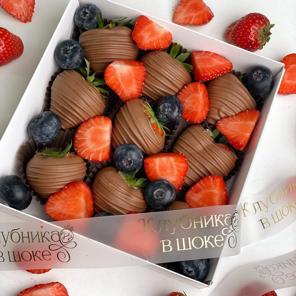 Клубника в шоколаде CLASSIC PREMIUM BERRY, CALLEBAUT(9-16 ягод) — фото 5