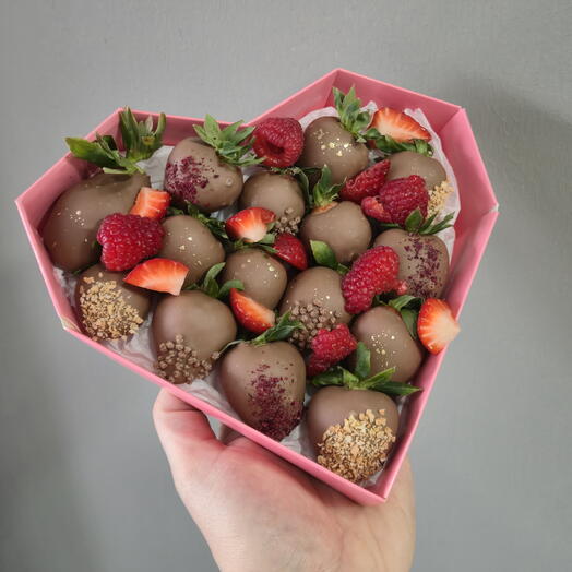 Клубника в шоколаде,очень вкусно 🫶🤤🎀 — фото 1