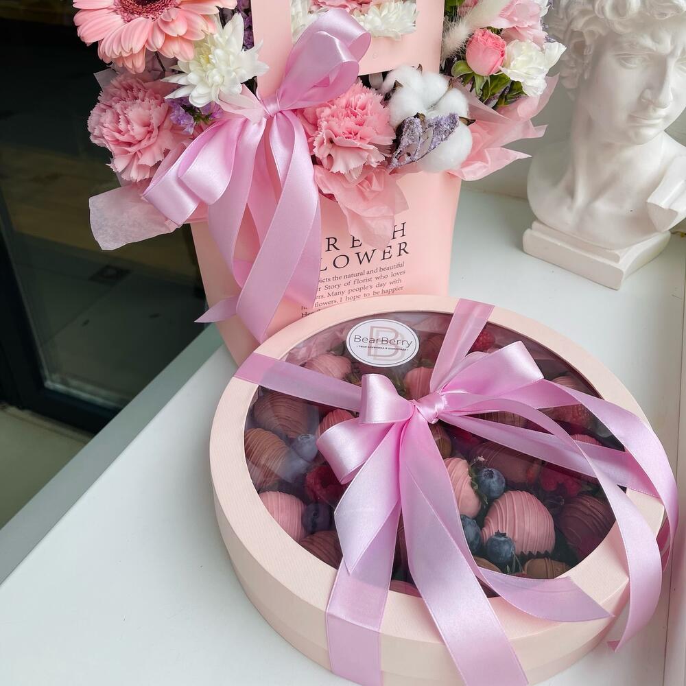 Клубника в шоколаде Pink Circle — фото 2