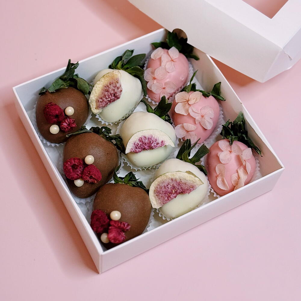 Клубника в шоколаде «Cherry blossom» — фото 3