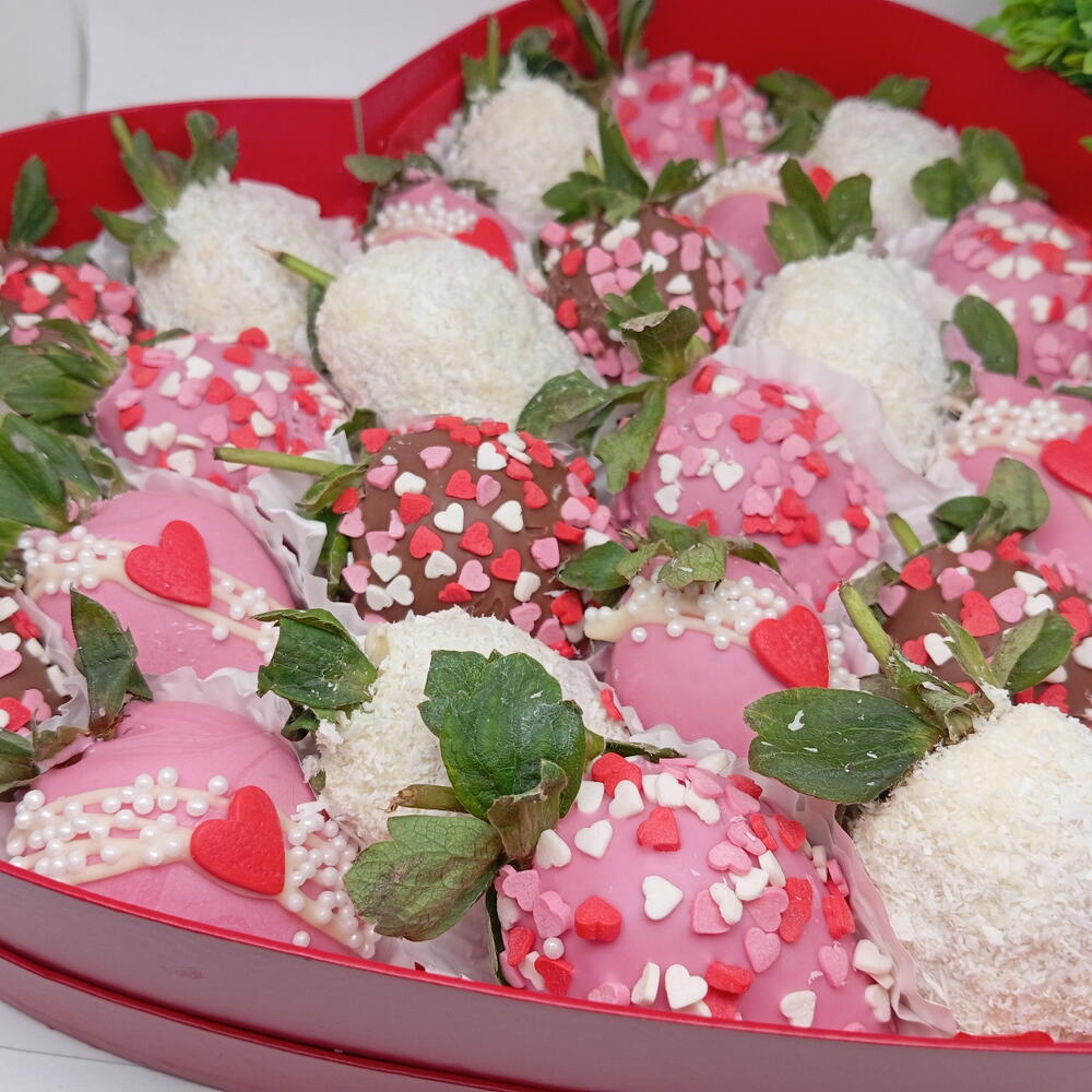 Набор из клубники в шоколаде "Valentine" (23-25 штук) — фото 6