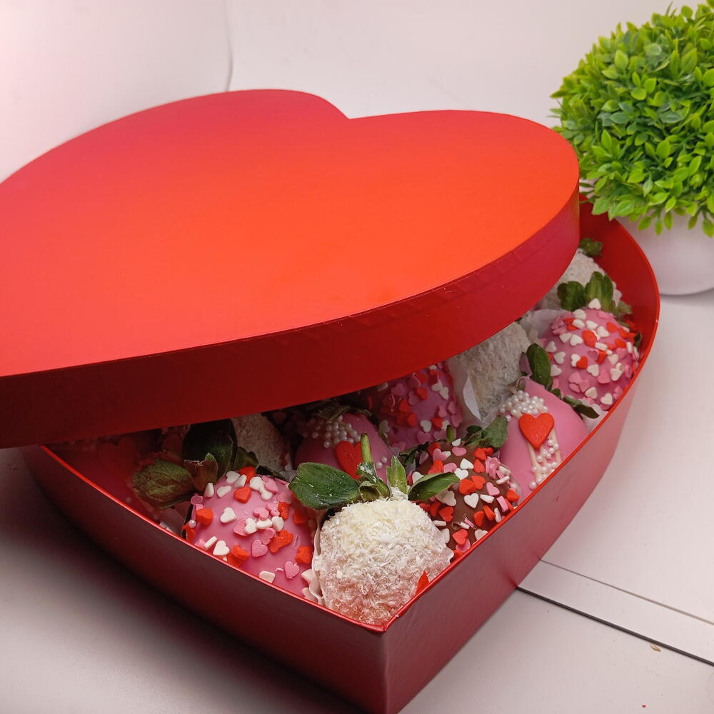 Набор из клубники в шоколаде "Valentine" (23-25 штук) — фото 2