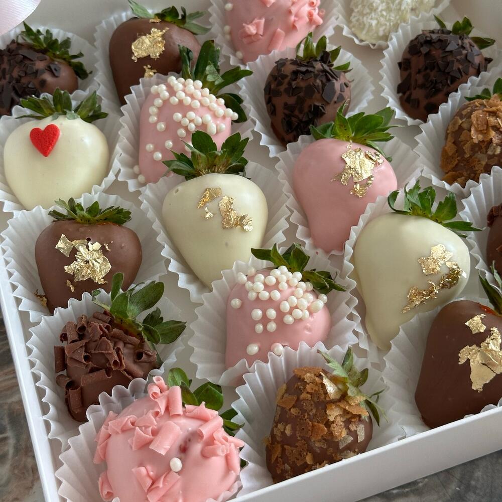 Большая коробка клубничек 20 штук 🍓 — фото 2