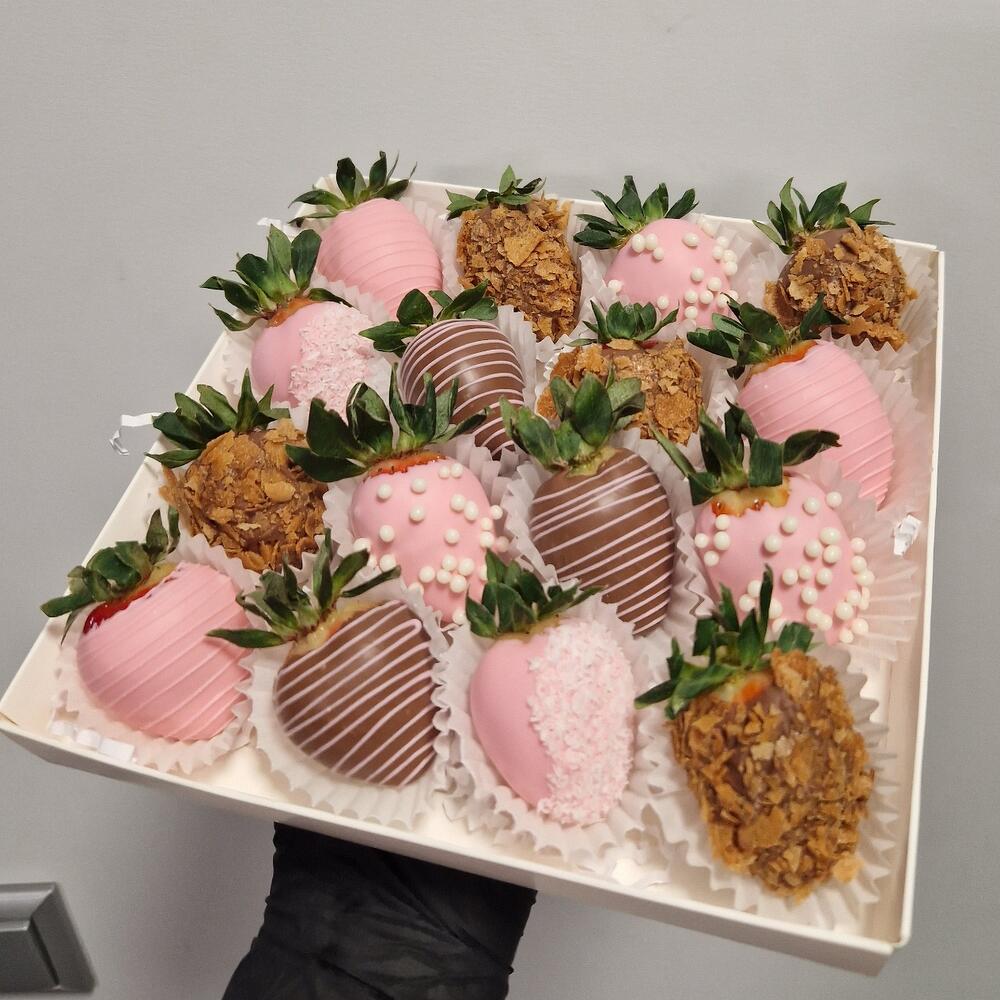 Клубника в шоколаде 🍫(16-25 ягод) Гламурный вечер маме/ мамуле/ любимой/ девушке/ жене/ сестре/ коллеге/ подруге — фото 4