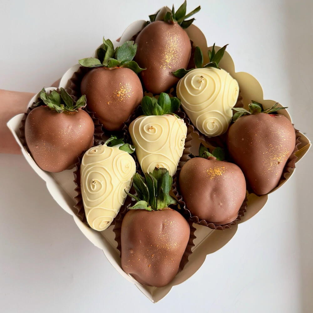 Клубника в шоколаде 9 ягод 🍓 « Изящный » — фото 4