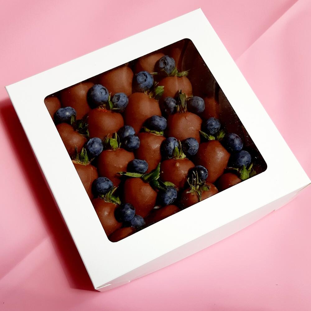 Клубника в молочном шоколаде 🍓 без рисунка — фото 2